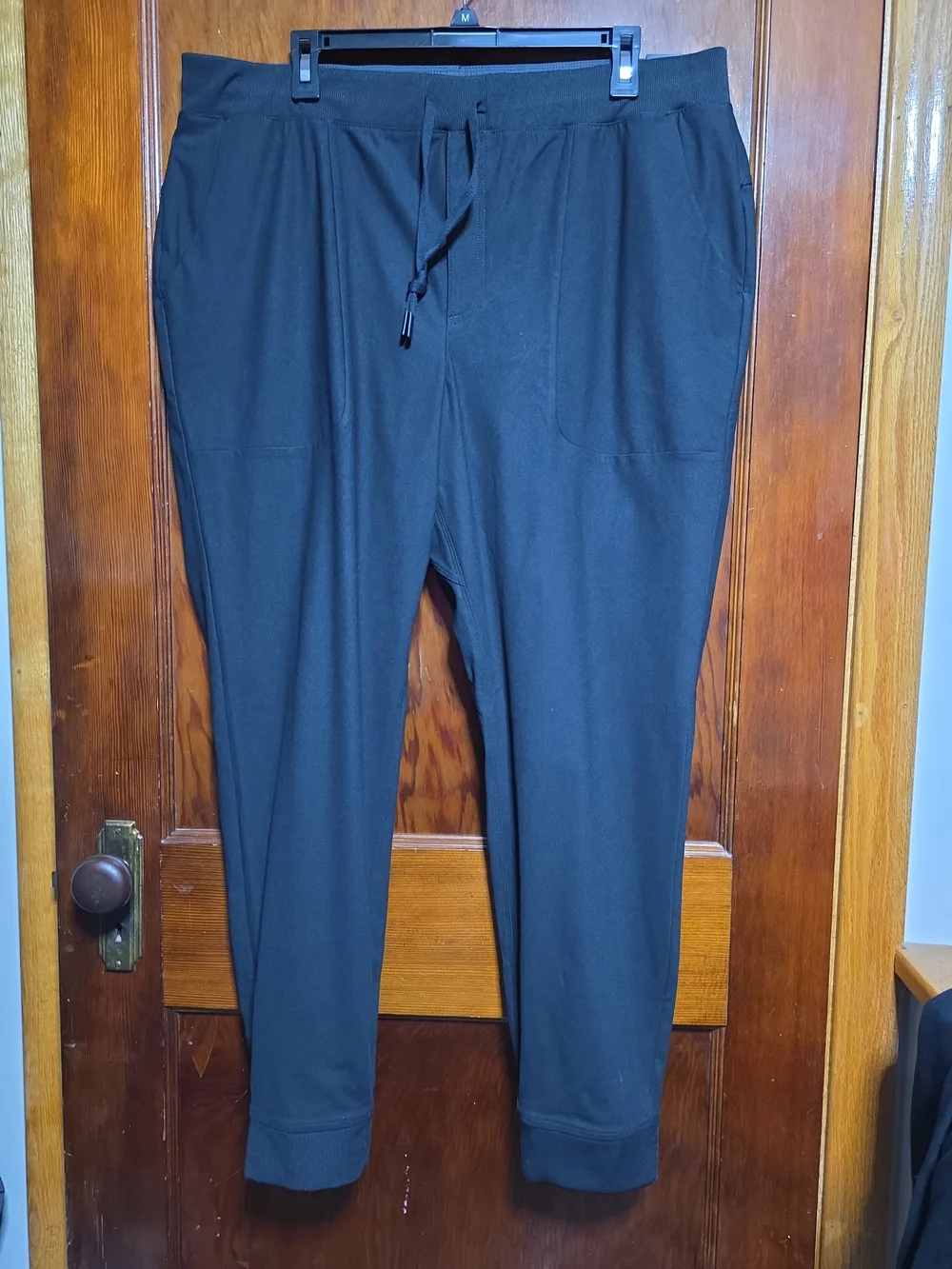Men's VRST Limitless Slim Fit Jogger XL NWT Black
